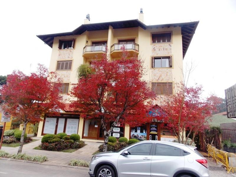 Apartamento Ensolarado No Centro De Gramado Lägenhet Exteriör bild