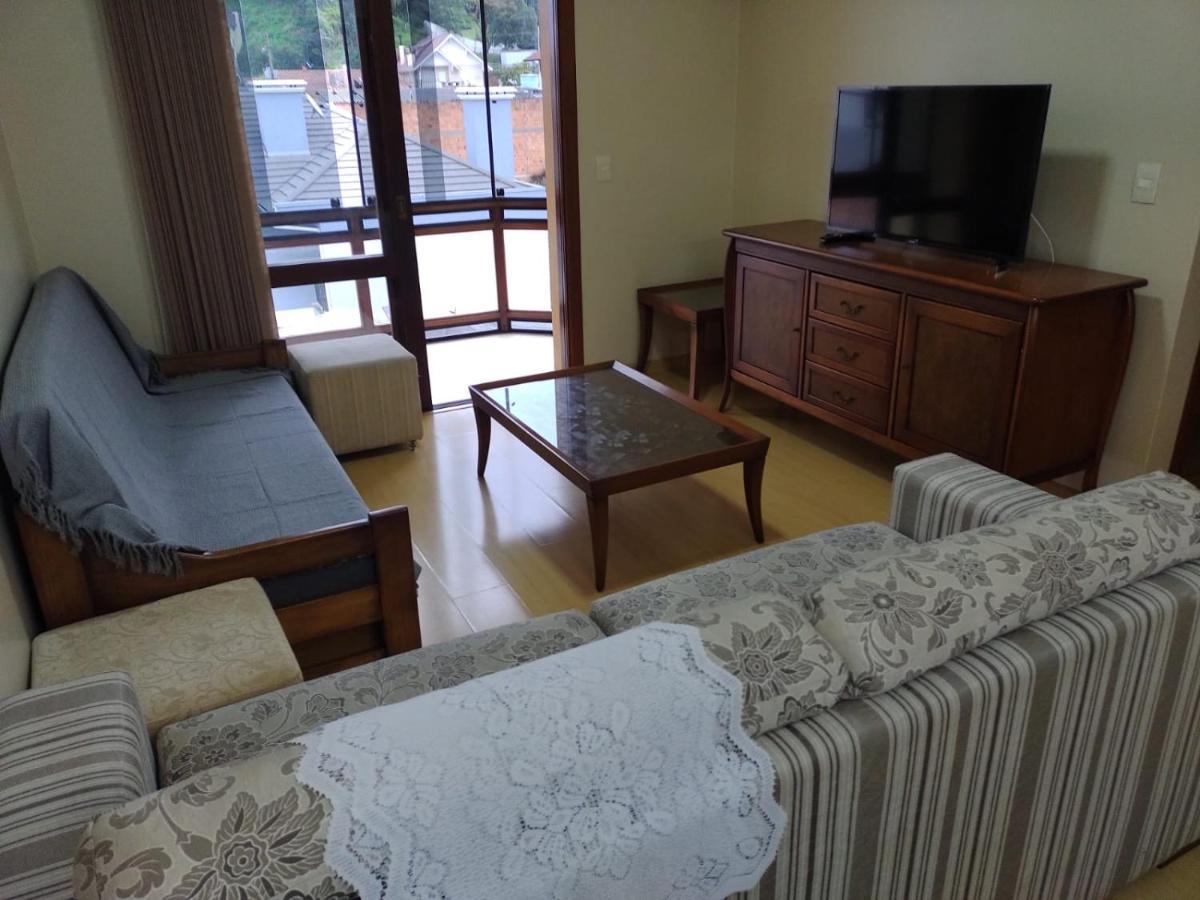 Apartamento Ensolarado No Centro De Gramado Lägenhet Exteriör bild