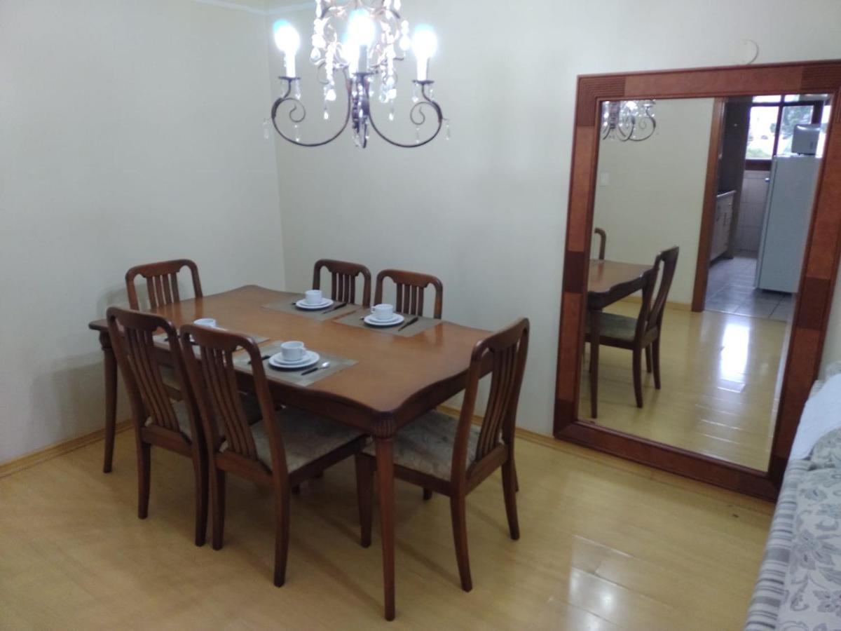 Apartamento Ensolarado No Centro De Gramado Lägenhet Exteriör bild